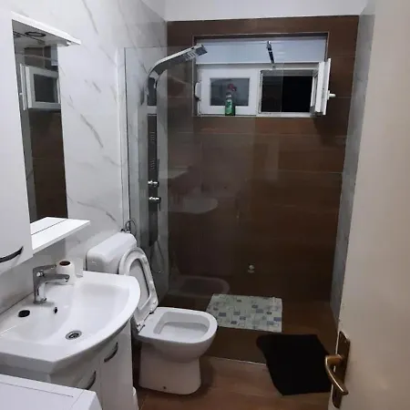 Jabuka Apartment *